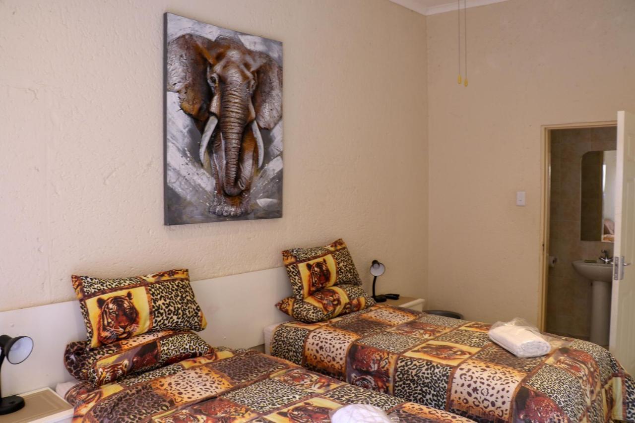 Rock Art Guesthouse Witbank Bagian luar foto